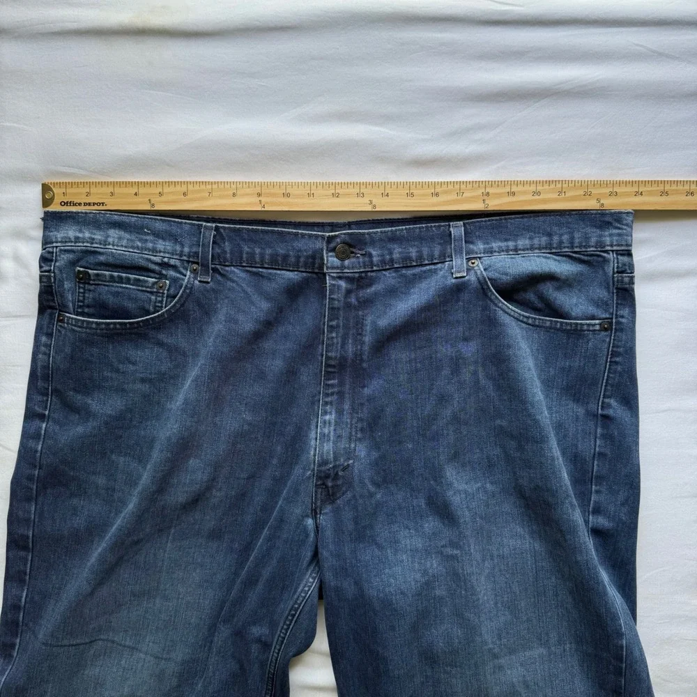 Levis 550 Relaxed Fit Dark Wash Indigo Denim Jeans Mens 48x30 Holiday Casual